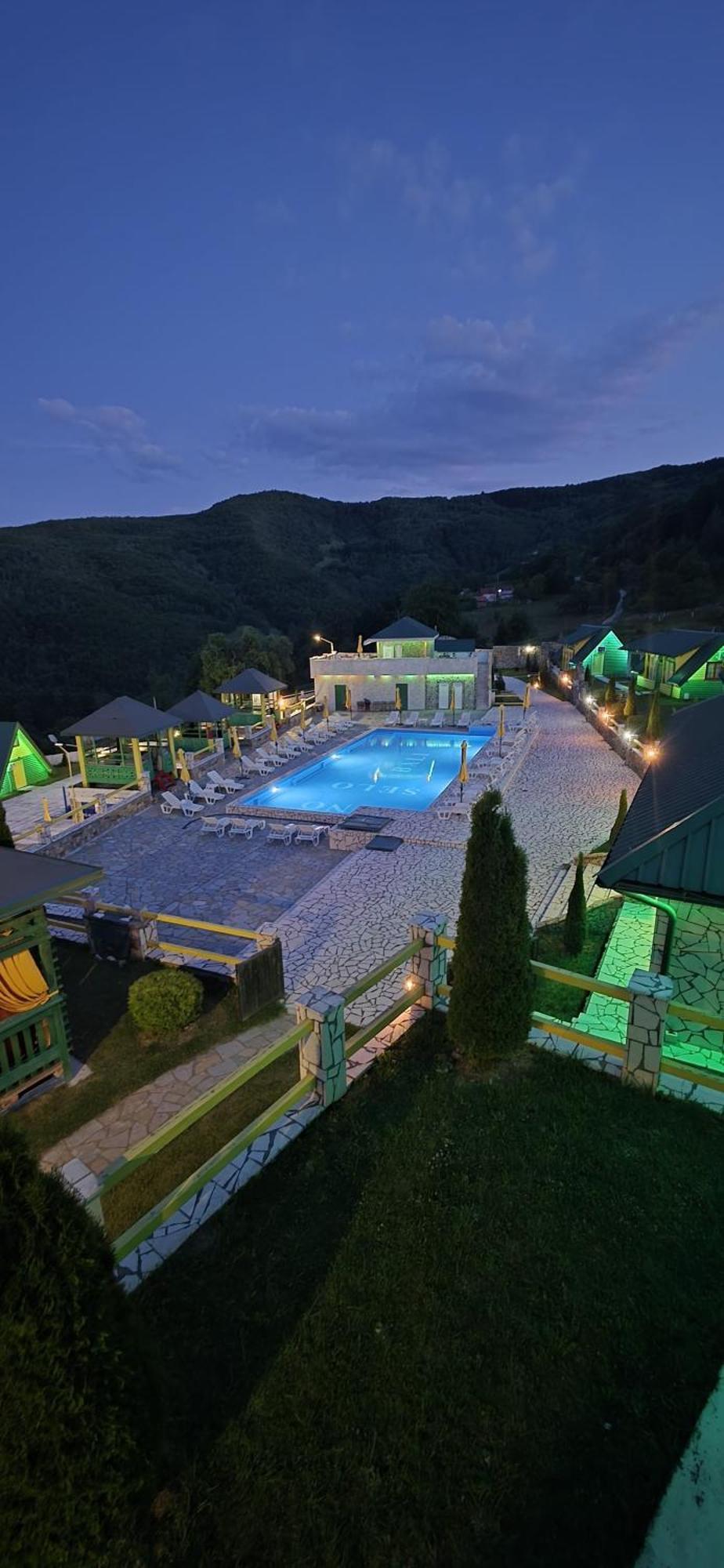 Bali Mountain Resort Montenegro 比耶洛波列 外观 照片
